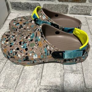 CROCS with Multicolor Speckle Design Adjustable straps mens 12